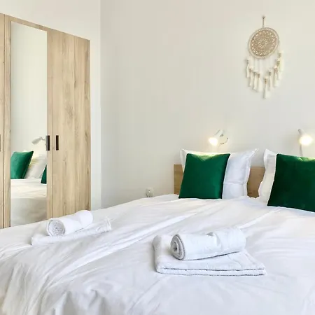 Central Seaview For 4 Guests Свети-Влас