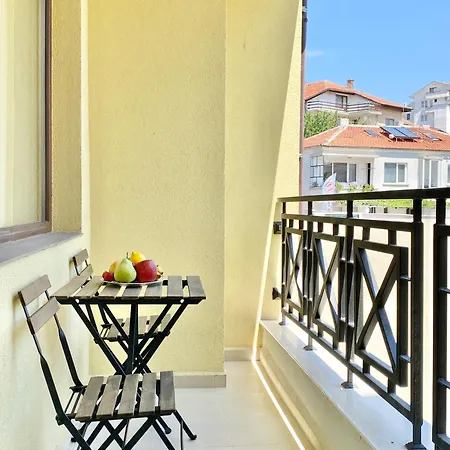 Central Seaview For 4 Guests * Свети-Влас