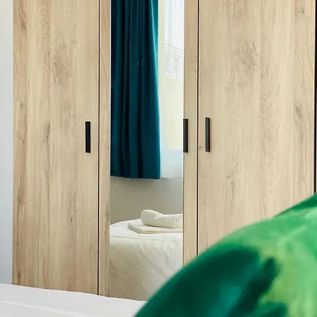 Central Seaview For 4 Guests * Свети-Влас