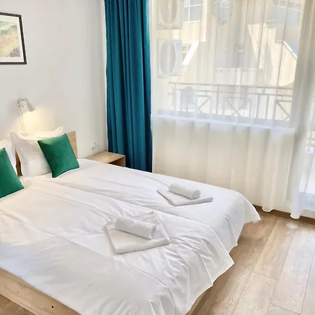 Central Seaview For 4 Guests Свети-Влас