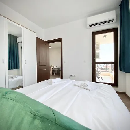 Central Seaview For 4 Guests * Свети-Влас